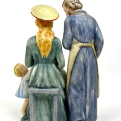 Porcelianinė “Goebel” Šventosios Šeimos statula 9x15x20,5 cm