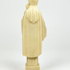 Švč. Mergelės Marijos su Jėzumi statula iš polirezino “Marie Reine du Foyer” 7x10x30 cm