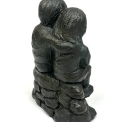 Keramikinė Geert Kunen statula, vaizduojanti du vaikus su knyga 9x14x19 cm