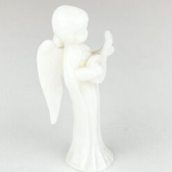 Porcelianinė angelo su mandolina statulėlė 3×3,5×8 cm