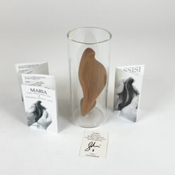 Guido Dettoni della Grazia medinė statula "Maria" stiklo inde 7x7x17 cm