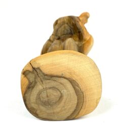 Jėzaus Kristaus su avinėliu statula iš alyvmedžio 7x8x24 cm