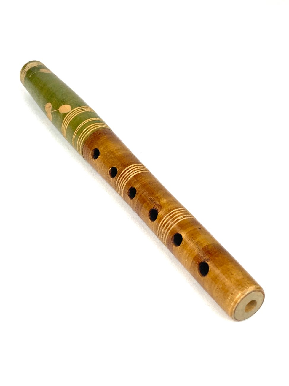 HK1426-muzikos-instrumentai-1 Medinė dūda 24×2,5×2,5 cm