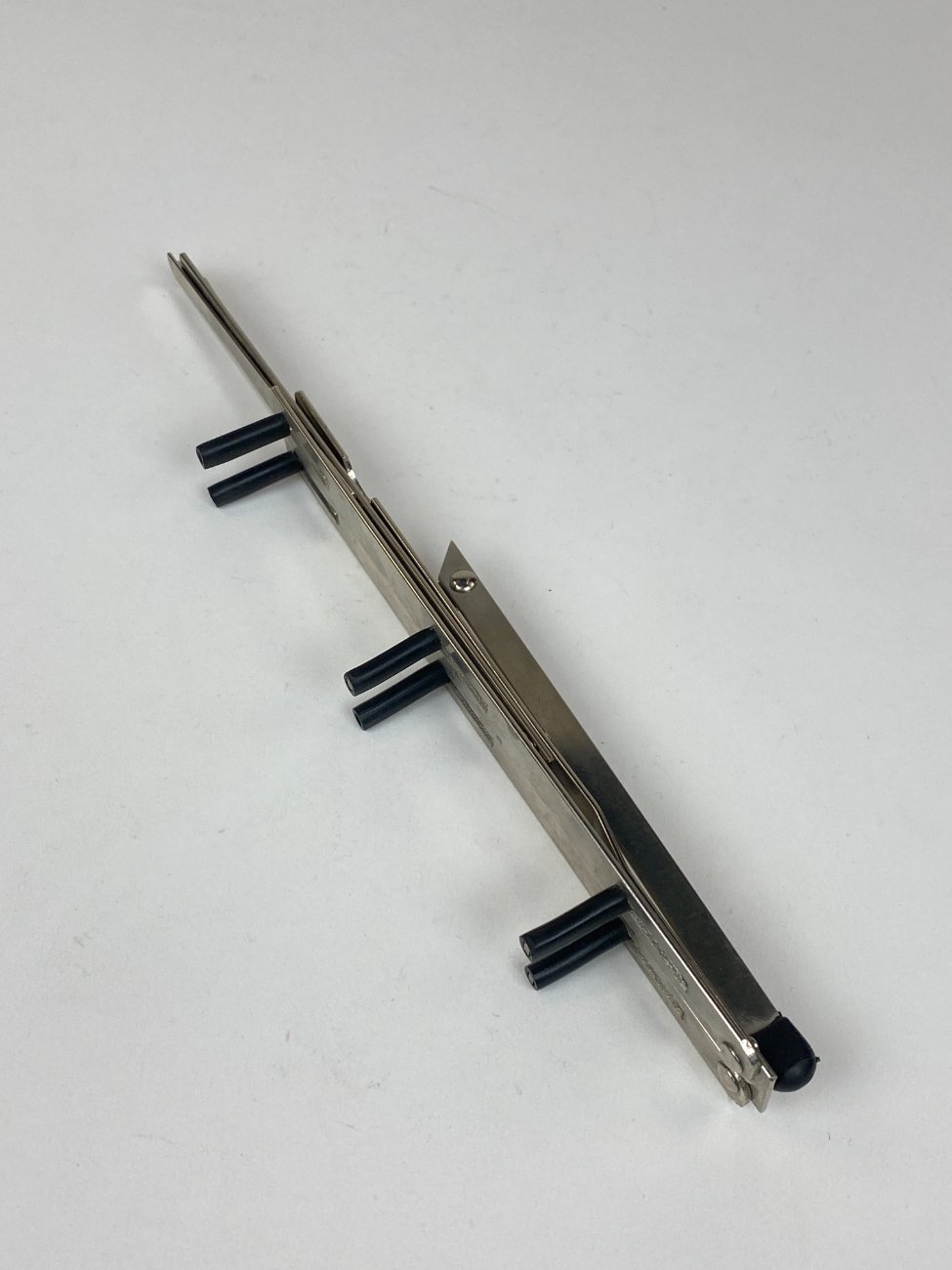 HK1427-muzikos-instrumentai-5 Vokiškas “Thuringia Wertheim” sulankstomas natų stovas 14x37x18 cm