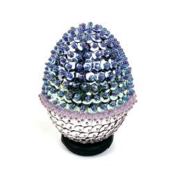 Karoliukais dekoruota kiaušinio figūra 5,5x5,5x7 cm