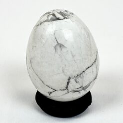 Kiaušinio figūrėlė iš šviesaus marmuro 4x4x5 cm