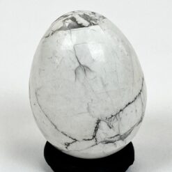 Kiaušinio figūrėlė iš šviesaus marmuro 4x4x5 cm