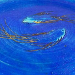 Keramikinė gili serviravimo lėkštė su žuvų atvaizdu 30,5×30,5×5 cm