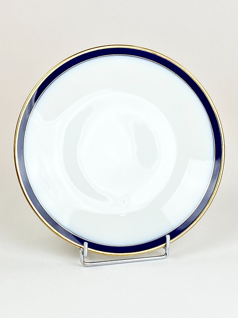 HN1977-pilni-servizai-9 Porcelianinis Hutschenreuther “Echt Kobalt” pusryčių servizas 8-iems asmenims