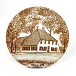 Porcelianinė dekoratyvinė Floss Porzellan lėkštė “Haus Riensberg Bremen” 2,5×24,5×24,5 cm