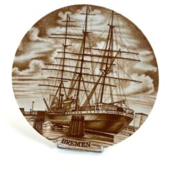 Porcelianinė dekoratyvinė Floss Porzellan lėkštė “Das Segelschulschiff Deutschland Bremen” 2,5x24x24 cm