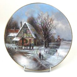 Porcelianinė dekoratyvinė Tirschenreuth lėkštė “Rast vor der Schmiede” Nr. 3562 A 2,5x21x21 cm