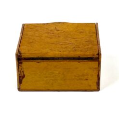 Art Deco riešutmedžio lukšto dėžutė 9x9x4,5 cm