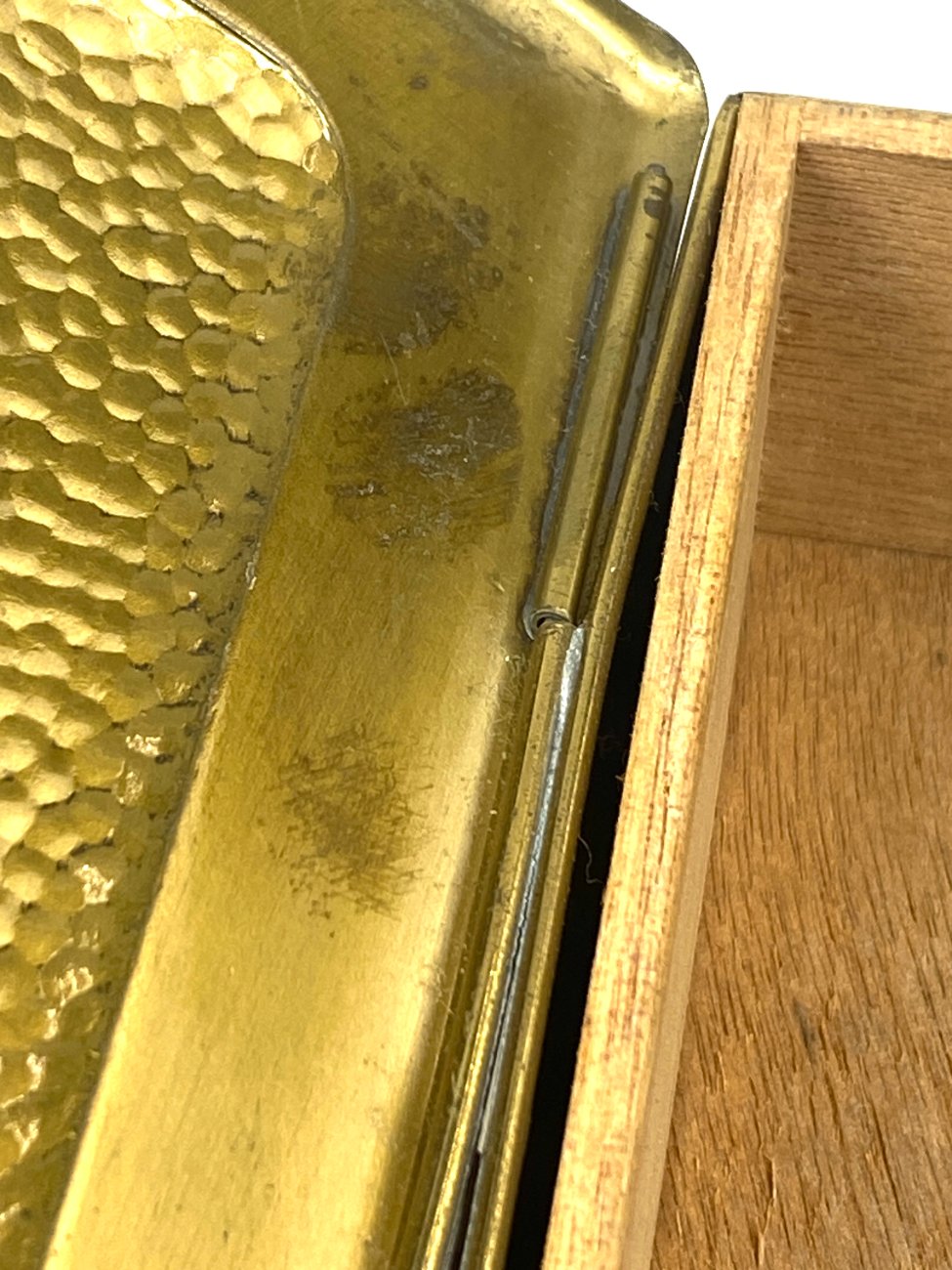 HN2003-interjero-ir-apdailos-detales-13 Žalvario skardos dėžutė 12,5×16,5×7 cm