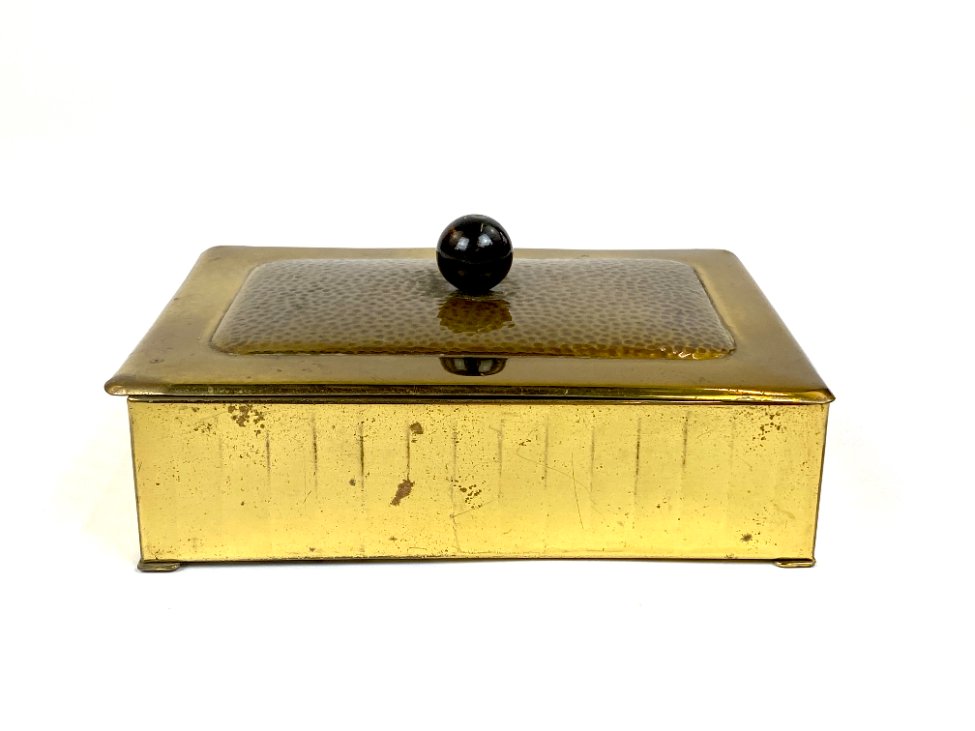 HN2003-interjero-ir-apdailos-detales-2 Žalvario skardos dėžutė 12,5×16,5×7 cm