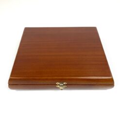 Raudonmedžio dėžutė 24x26,5x5,5 cm