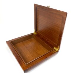 Raudonmedžio dėžutė 24×26,5×5,5 cm