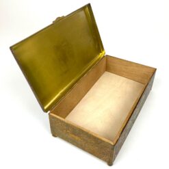 Rytietiška žalvario skardos dėžutė su gyvūnų, palmių atvaizdais 14x25x8 cm