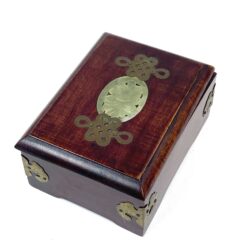 Kiniška medinė dėžutė su žalvario ir akmens dekoracijomis 9x12x5,5 cm