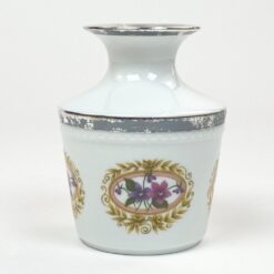 Porcelianinė Fürstenberg Porcelain vazelė su sidabruoto metalo apvadais 9x9x11,5 cm