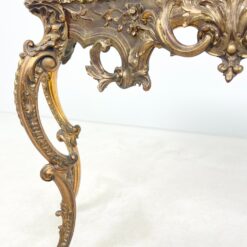 Barokinio stiliaus konsolė veidrodiniu stalviršiumi 47,5x139x83 cm