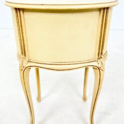 Provanso stiliaus medinė dviejų stalčių spintelė 31x42x59,5 cm