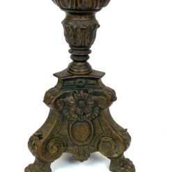 Bronzinė barokinio stiliaus žvakidė 18x19x66 cm