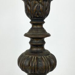 Bronzinė barokinio stiliaus žvakidė 18x19x66 cm