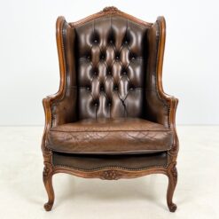 Riešutmedžio rėmo fotelis su oda 82x71x110,5 cm, 47 cm