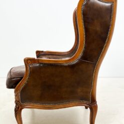 Riešutmedžio rėmo fotelis su oda 82x71x110,5 cm, 47 cm