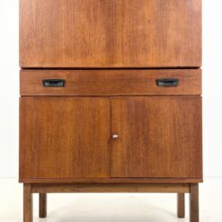 Mid Century komoda – baras 39,5×80,5×113 cm