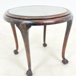 Chippendale stiliaus staliukas su ratano ir stiklo stalviršiumi 76x76x65 cm