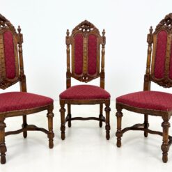 Gotikinio stiliaus drožinėtos riešutmedžio kėdės su gobelenu 3 vnt. kompl. 48x49x116 cm, 48 cm