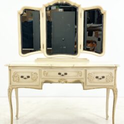 Provanso stiliaus kosmetinis staliukas 50x131x158 cm