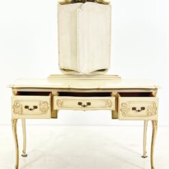 Provanso stiliaus kosmetinis staliukas 50x131x158 cm