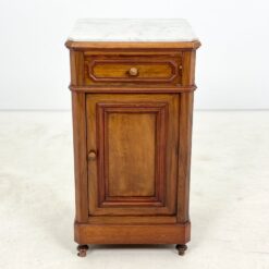 Raudonmedžio spintelė marmuriniu stalviršiumi 42x44x80 cm