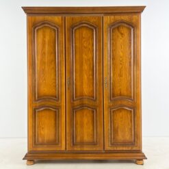 Trijų durų rūbų spinta 65x161x205 cm