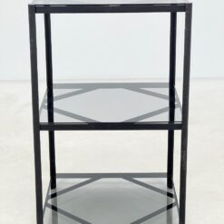 Pastatoma metalinė trijų aukštų lentyna su tamsintu stiklu 46x46x76,5 cm