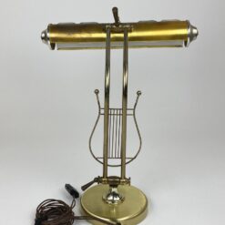 Stalinis reguliuojamas metalinis šviestuvas su lyros figūra 29x39x44 cm