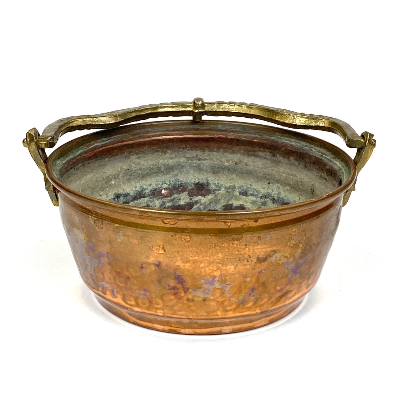 DR0286-metaliniai-indai-0 Varinis kibirėlis su žalvarine rankena 15×17,5×8,5 cm