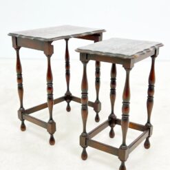 Mediniai lizdiniai staliukai 2 vnt. komplektas 31,5x43x53 cm