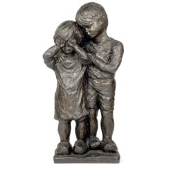 Dviejų vaikų statula iš gipso 16x30x59 cm