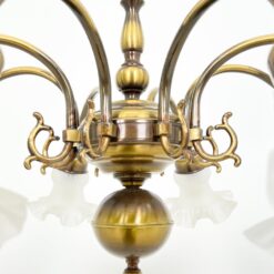 Pakabinamas žalvario aštuonių šakų sietynas su stiklo gaubtais 78x78x71 cm