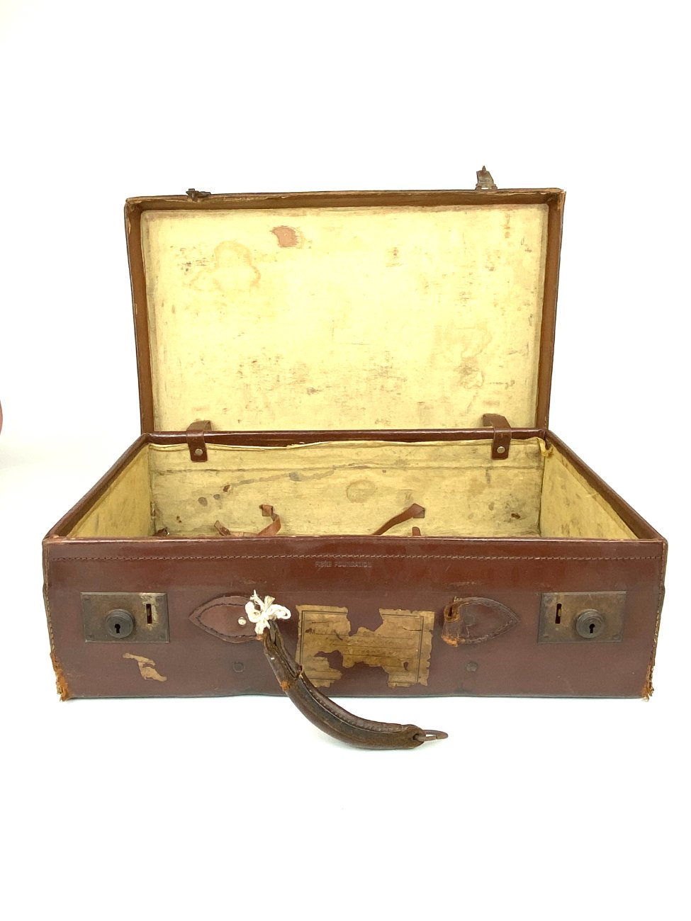 DR0311-lagaminai-6 Senovinis odinis lagaminas restauracijai 34,5x56x17 cm