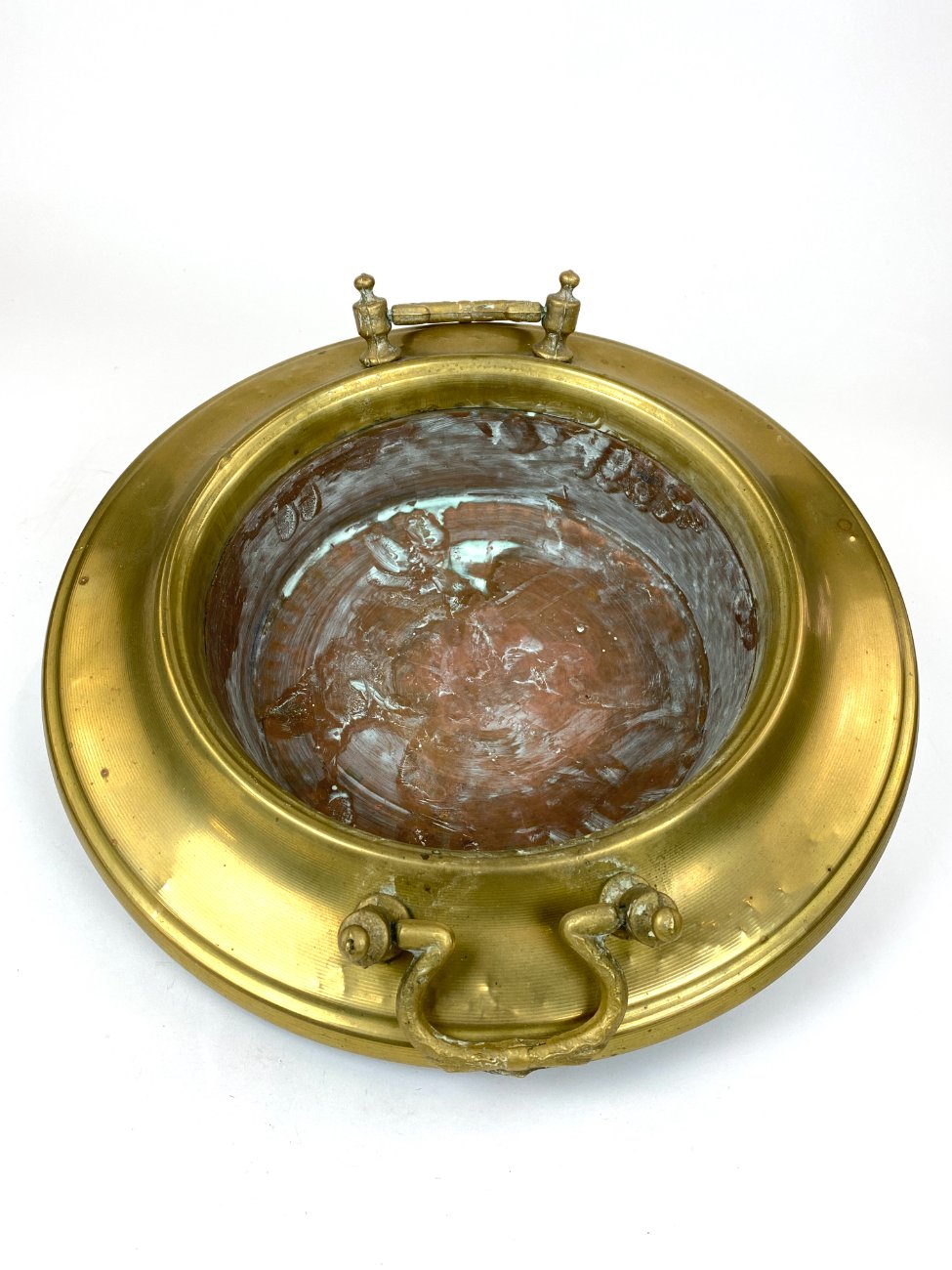 DR0312-metaliniai-indai-4 Žalvario ir vario indas su dviejomis rankenomis 41x42x12 cm