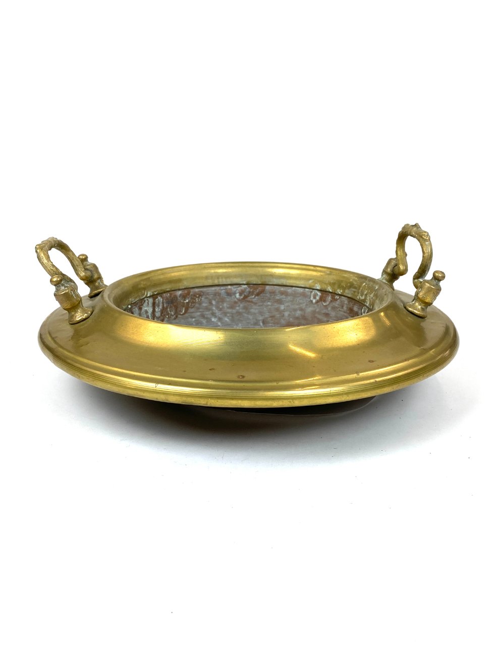 DR0312-metaliniai-indai-6 Žalvario ir vario indas su dviejomis rankenomis 41x42x12 cm