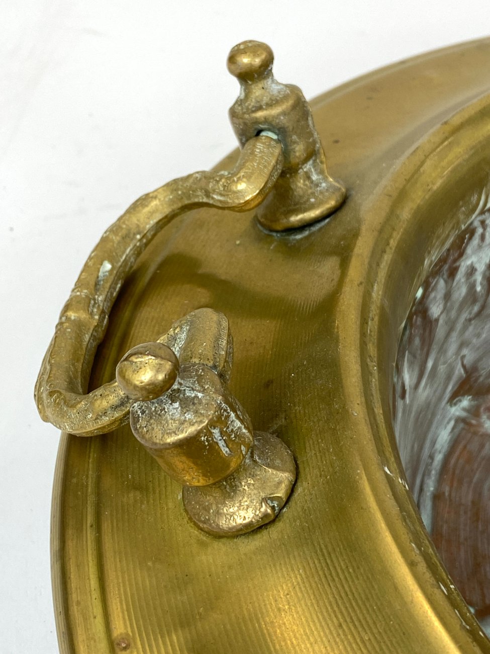 DR0312-metaliniai-indai-9 Žalvario ir vario indas su dviejomis rankenomis 41x42x12 cm