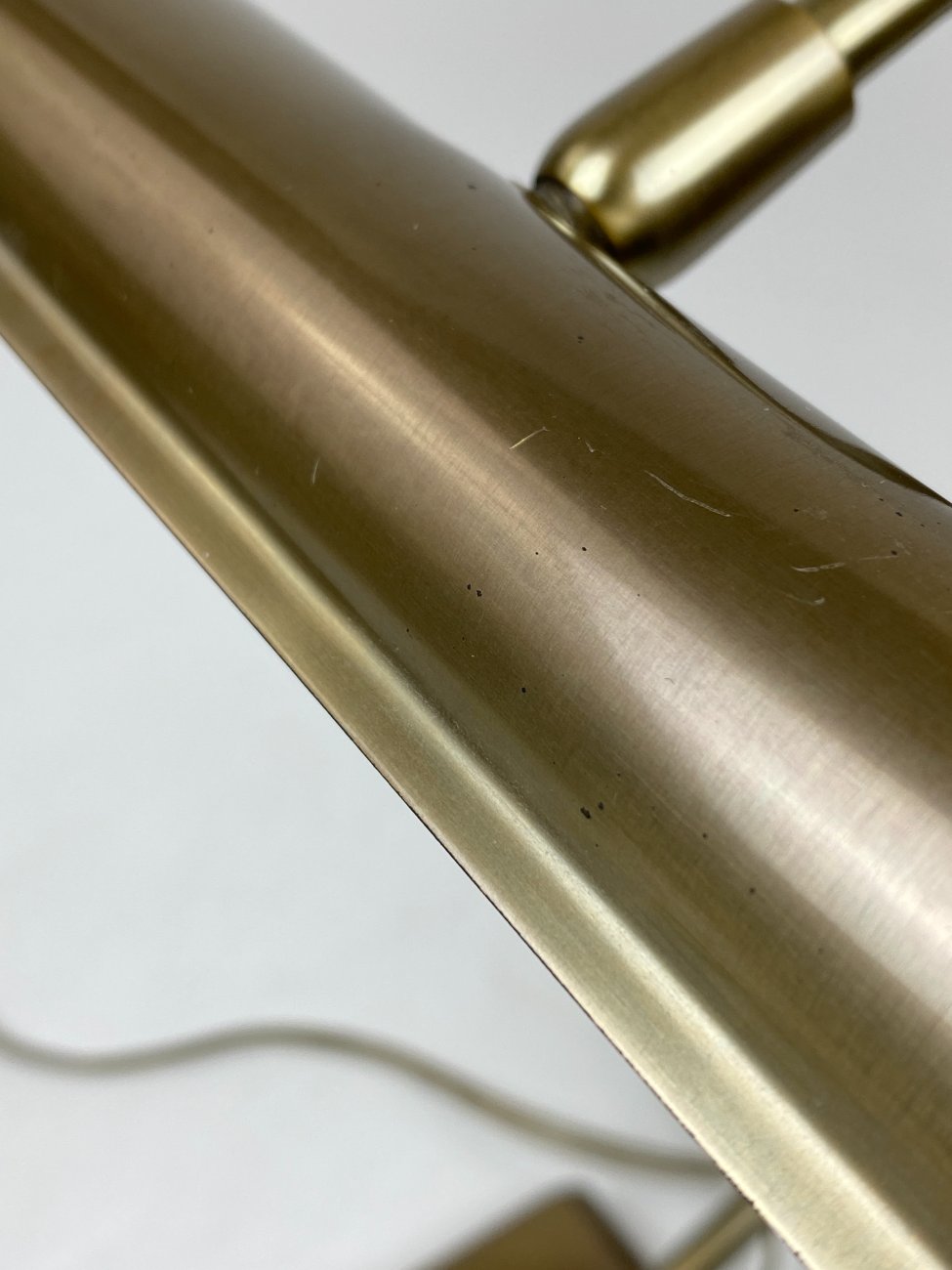 DR0320-staliniai-sviestuvai-15 Žalvarinis stalinis šviestuvas 18x32x30 cm