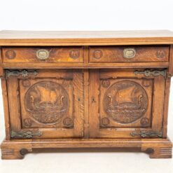 Ąžuolinė jūriniais motyvais drožinėta komoda 45x103x68 cm