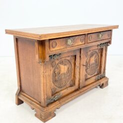 Ąžuolinė jūriniais motyvais drožinėta komoda 45x103x68 cm